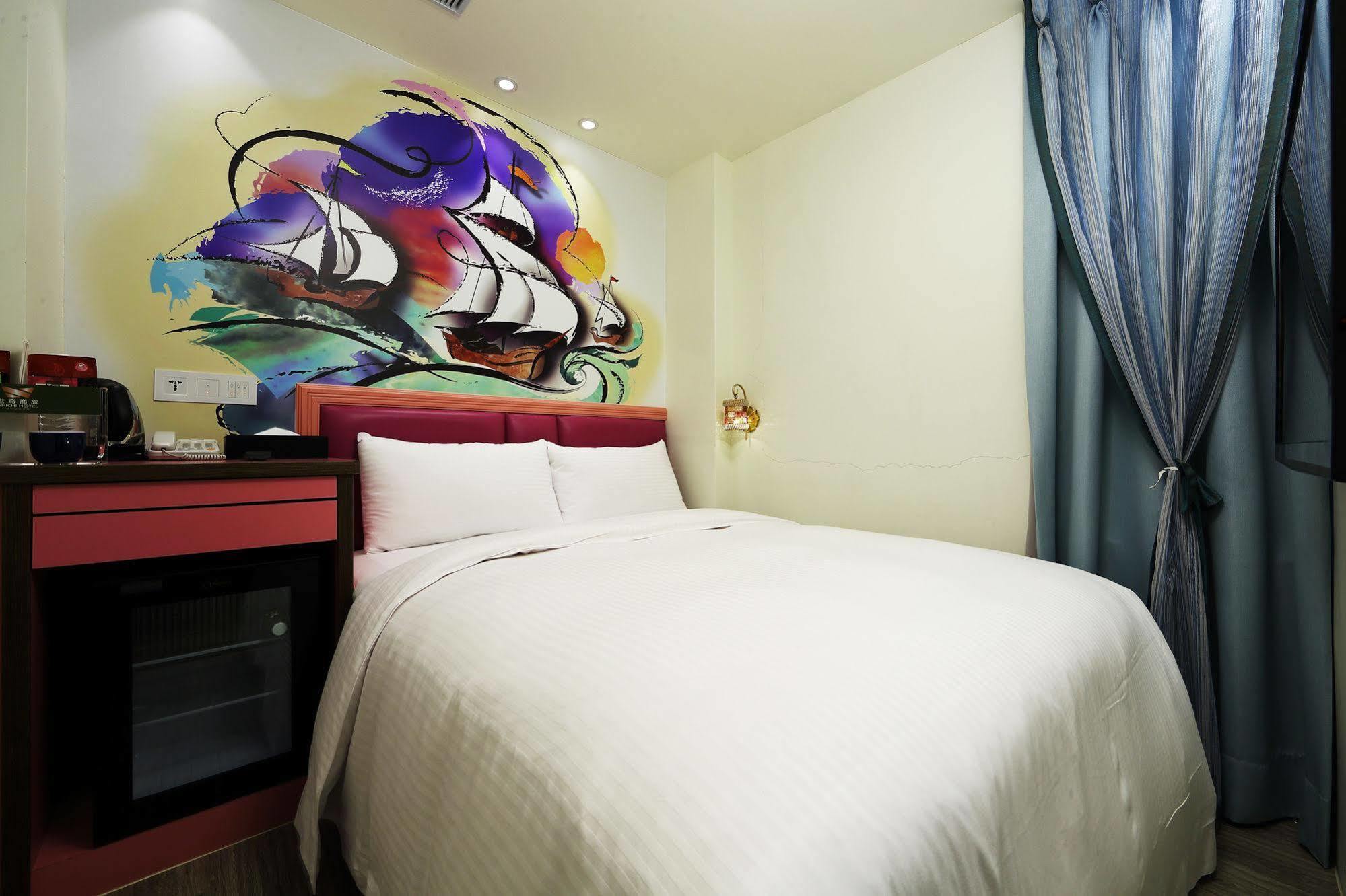 Shichi Hotel Kaohsiung Dış mekan fotoğraf