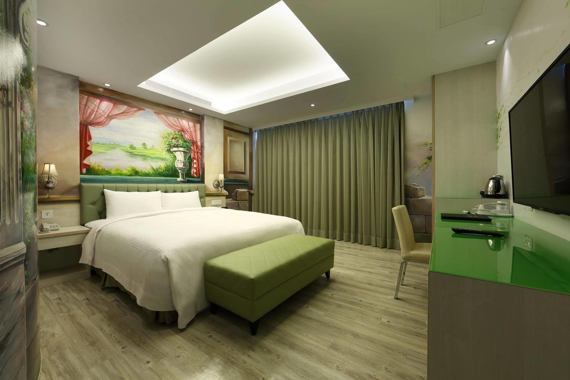 Shichi Hotel Kaohsiung Dış mekan fotoğraf