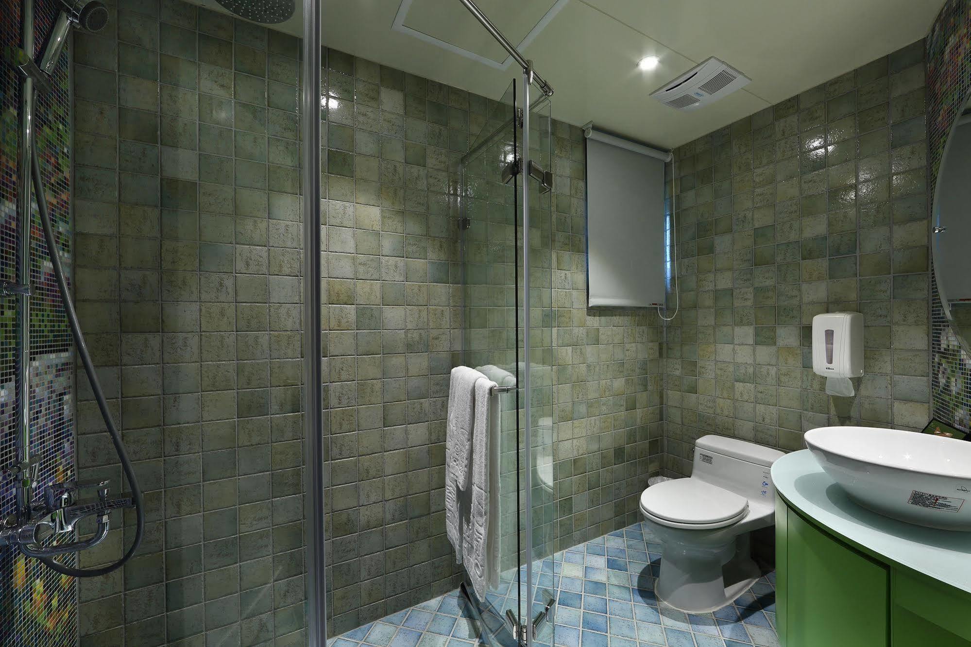 Shichi Hotel Kaohsiung Dış mekan fotoğraf