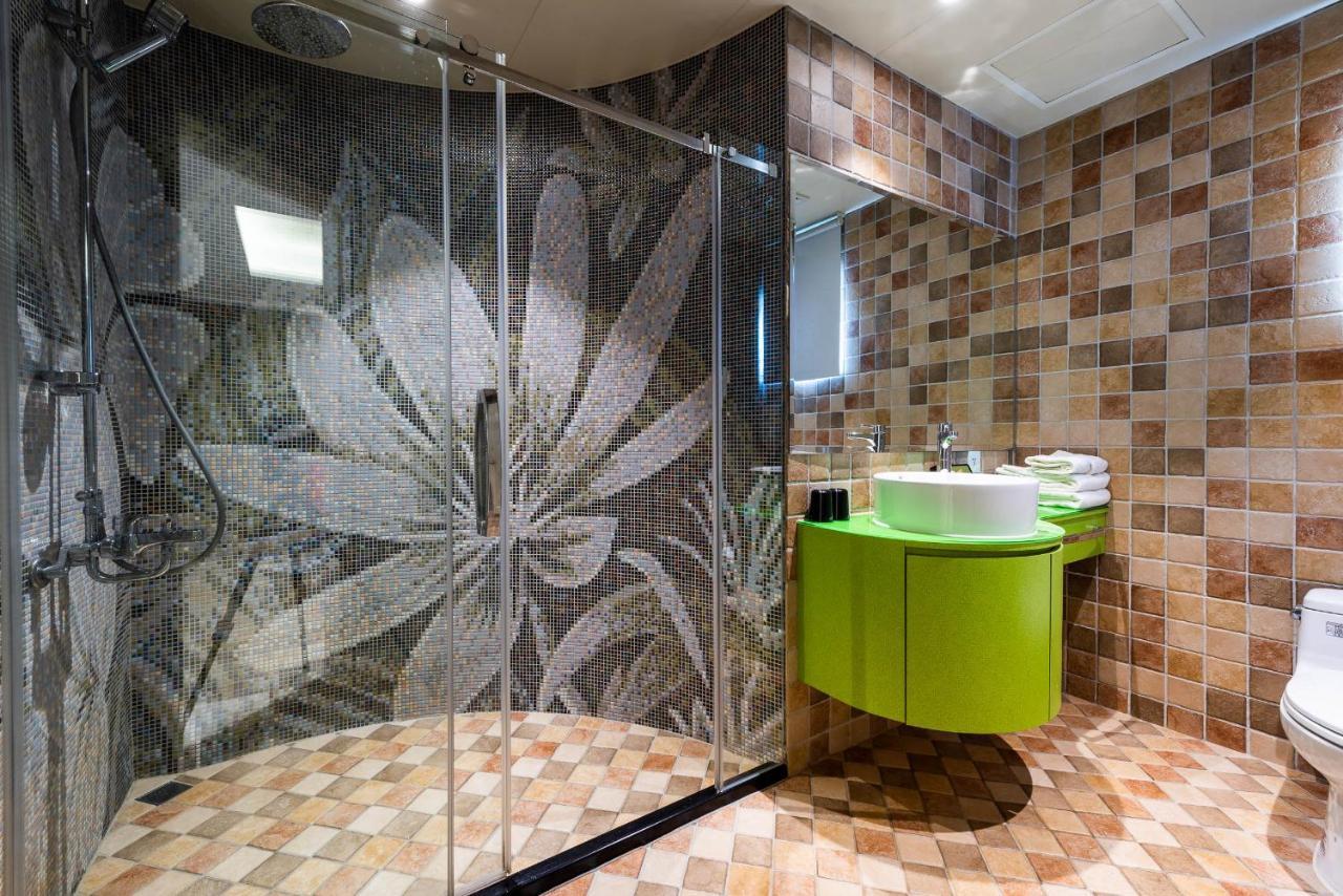 Shichi Hotel Kaohsiung Dış mekan fotoğraf